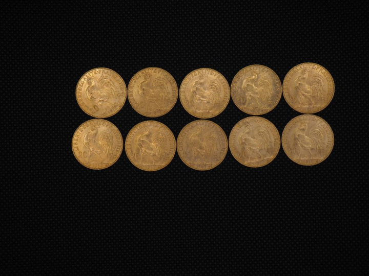 10 pièces de 20 Francs or : 1910, 1913, 1910, 1910, 1910, 1910, 1904, 