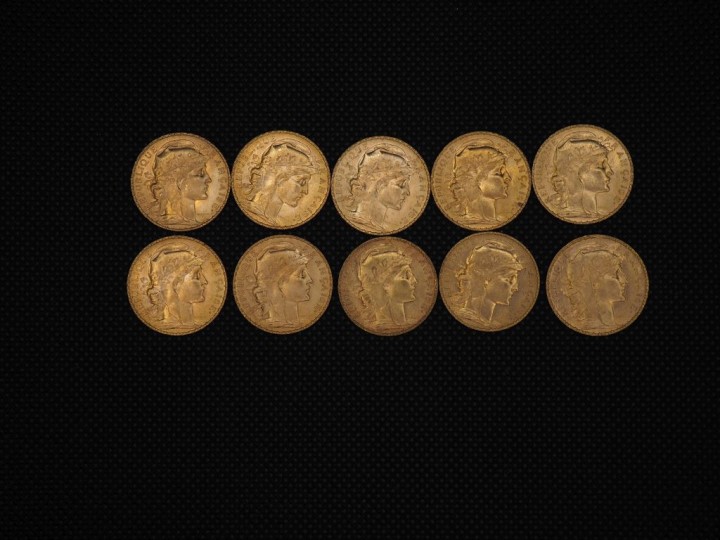10 pièces de 20 Francs or : 1913, 1910, 1910, 1914, 1914, 1910, 1913, 