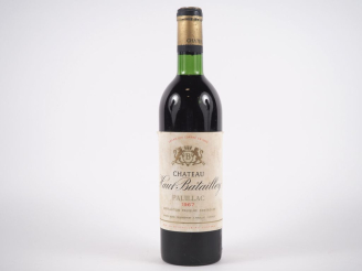 Vente aux enchères 1 BOUTEILLE CHÂTEAU HAUT BATAILLEY GCC PAUILLAC - 1967 - BG