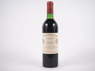 Vente aux enchères 1 BOUTEILLE CHÂTEAU CHEVAL BLANC 1er GCC ST ÉMILION - 1970 - BG