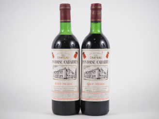 Vente aux enchères 2 BOUTEILLES CHÂTEAU PONTOISE CABARRUS CB HAUT MÉDOC - 1982 - 1 LB/1 L