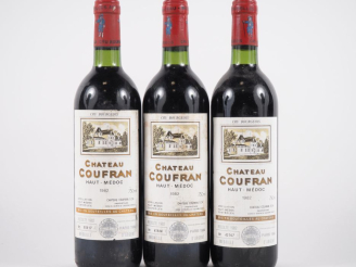 Vente aux enchères 3 BOUTEILLES CHÂTEAU COUFRAN CB HAUT MÉDOC - 1982  BG