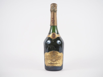 Vente aux enchères 1 BOUTEILLE CHAMPAGNE 'GRAND TRIANON' ALFRED ROTHSCHILD - 1982 - NIVEA