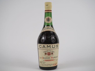 Vente aux enchères 1 VIEILLE BOUTEILLE COGNAC CAMUS LA GRANDE MARQUE 'CELEBRATION'