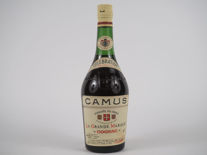 1 VIEILLE BOUTEILLE COGNAC CAMUS LA GRANDE MARQUE 'CELEBRATION'