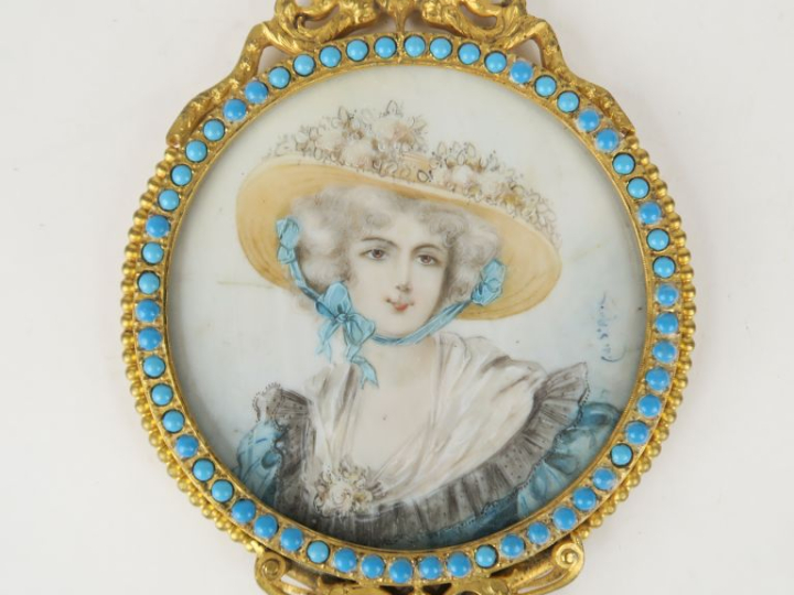 Face à main Napoléon III en métal doré et cabochons de pierres dures b