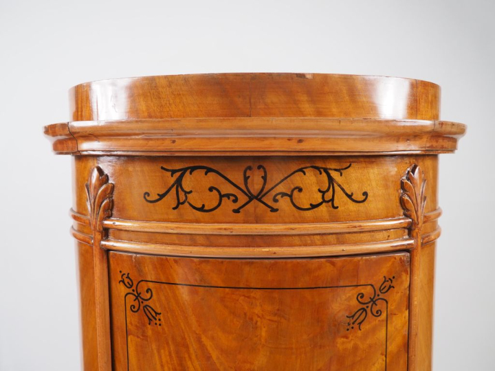 Paire de gaines XIXème, de style Bidermeier, en forme de colonnes, ouv