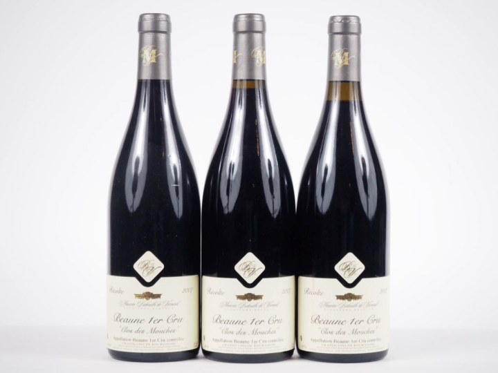 3 BOUTEILLES BEAUNE 1er CRU "CLOS DES MOUCHES" MAURICE BIDOUILH DE VER