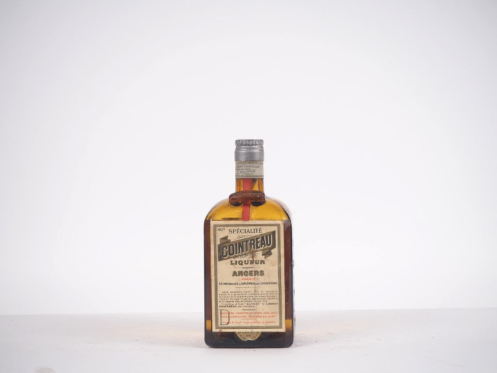 1 VIEILLE BOUTEILLE COINTREAU 40° - ETLA 