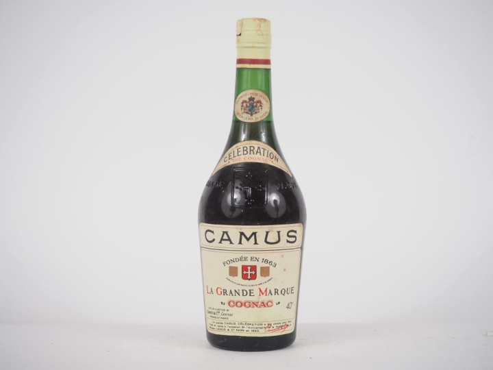 1 VIEILLE BOUTEILLE COGNAC CAMUS LA GRANDE MARQUE "CELEBRATION" - PAPI