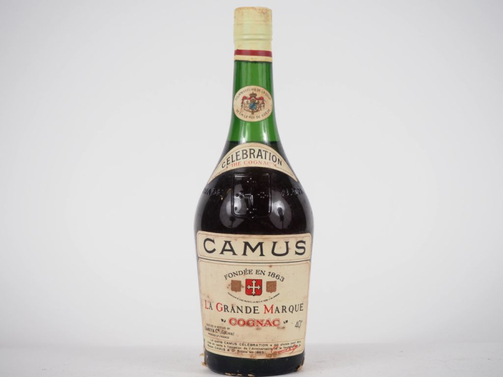 1 VIEILLE BOUTEILLE COGNAC CAMUS LA GRANDE MARQUE "CELEBRATION" -  PAP