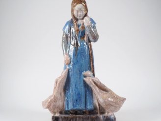 Vente aux enchères Henri Paul REY.  "la gardienne d'oies"  Sculpture en terre cuite émail