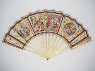 Vente aux enchères Eventail Revolutionnaire à 15 brins. Monture en os. Parchemin. 15 brin