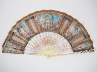 Vente aux enchères Eventail XVIIIème (cabriolet ?). 18 brins + 2 MB. Monture ivoire reper