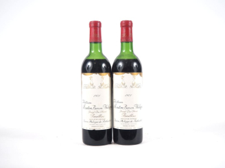 Vente aux enchères 2 BOUTEILLES CHÂTEAU MOUTON BARON PHILIPPE ROTHSCHILD GCC PAUILLAC - 1