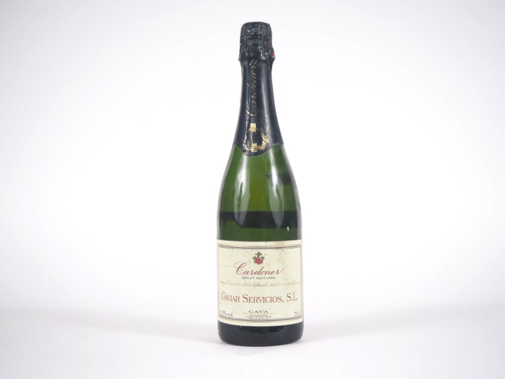 1 BOUTEILLE CARDONER GAVIAR SERVICIOS - NM