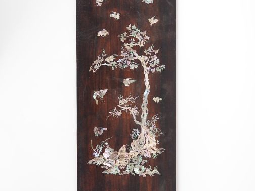Vietnam, vers 1900 Elément décoratif vertical en bois, à décor de marq