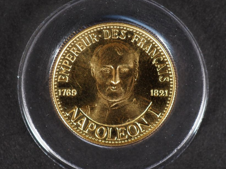 Médaille en or jaune 920, Napoléon Empereur des Français, 1981.  Poids