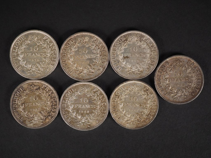 Ensemble comprenant sept pièces de 20 Francs argent, 1965 (x2), 1967 (