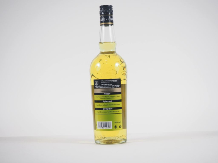 1 BOUTEILLE CHARTREUSE JAUNE - 2015