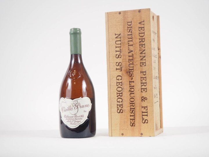 1 BOUTEILLE VIEILLE PRUNE VÉDRENNE PÈRE ET FILS 70 cl - 42 % - CBO 