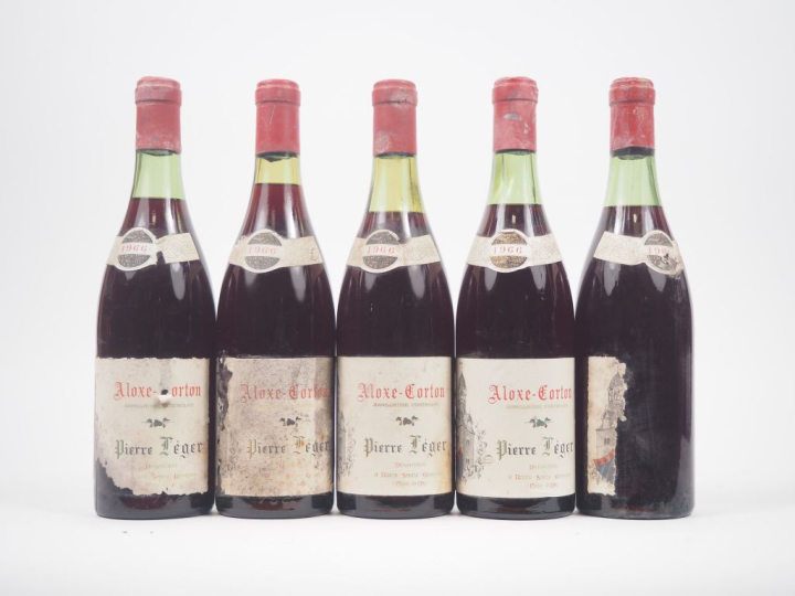 5 BOUTEILLES ALOXE CORTON P. LÉGER - 1966 - EA/1 ETA 