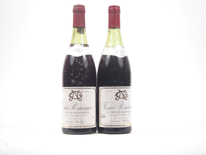 2 BOUTEILLES VOSNE ROMANÉE 1er CRU "LES BEAUMONTS" G.
 NOELLAT - 1983 