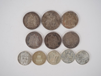 Vente aux enchères 11 monnaies française en Argent 900 millièmes. Poids. 230 g.