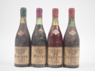 Vente aux enchères 4 BOUTEILLES : 2 MORGON - 1959 - BS / 2 JULIÉNAS - 1959 - BS 