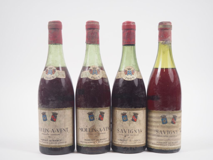 4 BOUTEILLES NAMONT DE MARCY 1963 : 2 MOULIN A VENT - BS / 2 SAVIGNY  