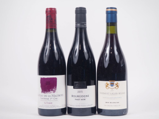 Vente aux enchères 3 BOUTEILLES : 1 SANTENAY 1er CRU "LA COMME" CHÂTEAU DE LA MALTROYE - 