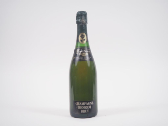 Vente aux enchères 1 BOUTEILLE CHAMPAGNE HENRIOT "ROSE NOIRE" 