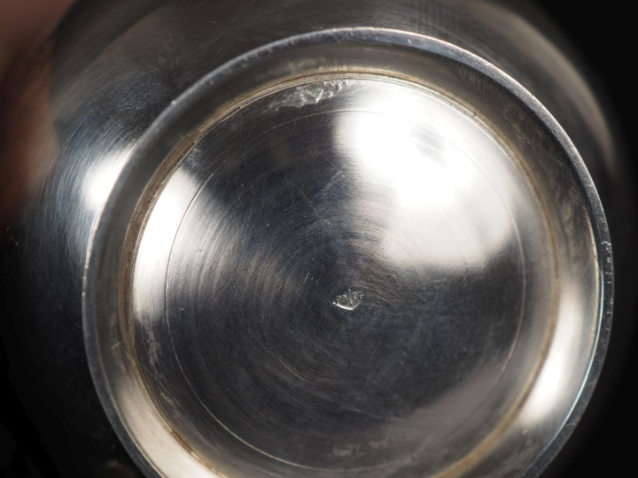 Paire de tasses en argent et argent doré 925, poinçon Minerve, à décor