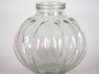Vente aux enchères Grand vase boule en verre à côtes en relief. H. 35 cm