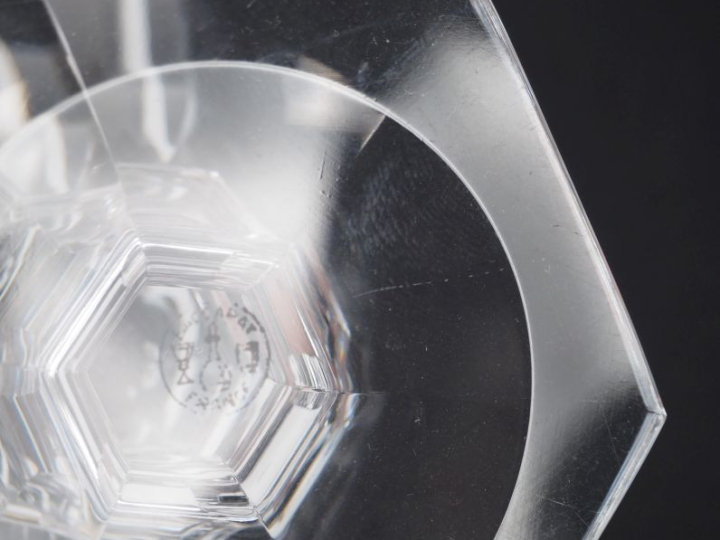 BACCARAT.  Service Harcourt en cristal comprenant :  12 verres à eau  