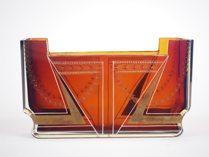 Coupe de style Art Déco en verre ou cristal ambré émaillé à décor de g