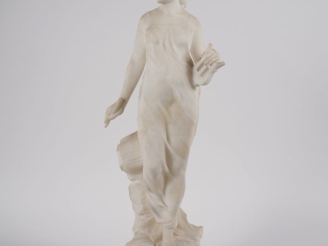 Vente aux enchères E. .BATTIGLIA.  "Sapho" Sculpture en albâtre Signée et située à Floren