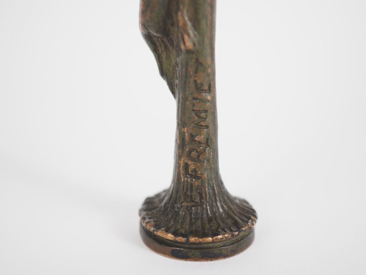 Emmanuel FREMIET. "Grenouille branchée". Cachet en bronze signé. H. 11