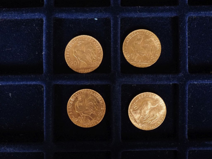 Quatre pièces de 20 Francs or, 1914. FRAIS ACHETEURS 10% HT.