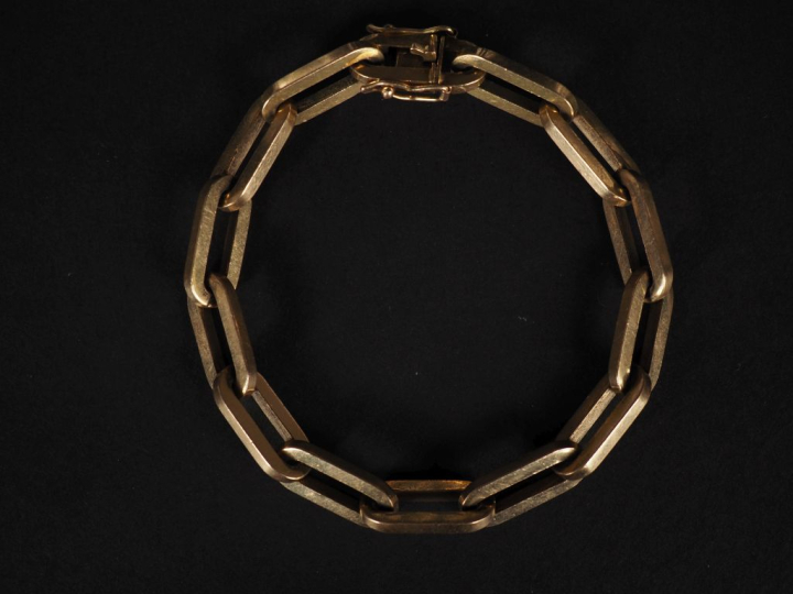 Bracelet souple en or jaune 750, maille forçat ovale. Long. 21 cm Poid