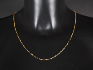 Vente aux enchères Chaine en or jaune 750, maille forçat.  Long. 57 cm Poids. 7,16 g