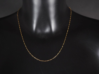 Vente aux enchères Chaine en or jaune 750, maille fantaisie.  Long. 47,5 cm Poids tel. 2,