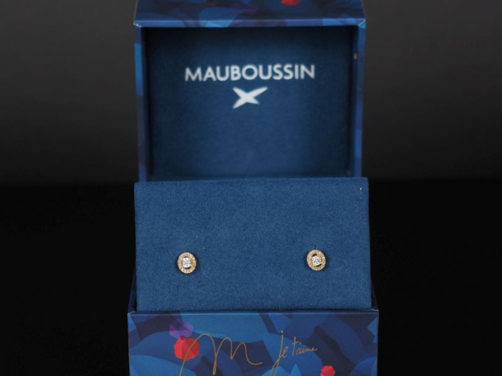 MAUBOUSSIN  Paire de puces d'oreilles de forme ovale en or jaune 750, 