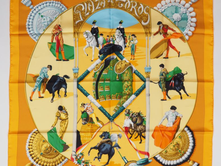 HERMES, Paris Carré de soie, modèle "Plaza de Toros". Design par H. de