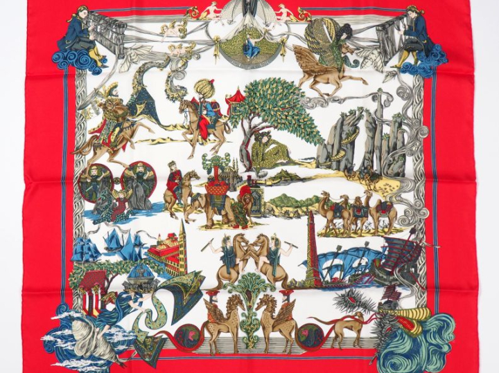 HERMES, Paris Carré de soie, modèle "Au FIL de la SOIE". Signé.  Dans 