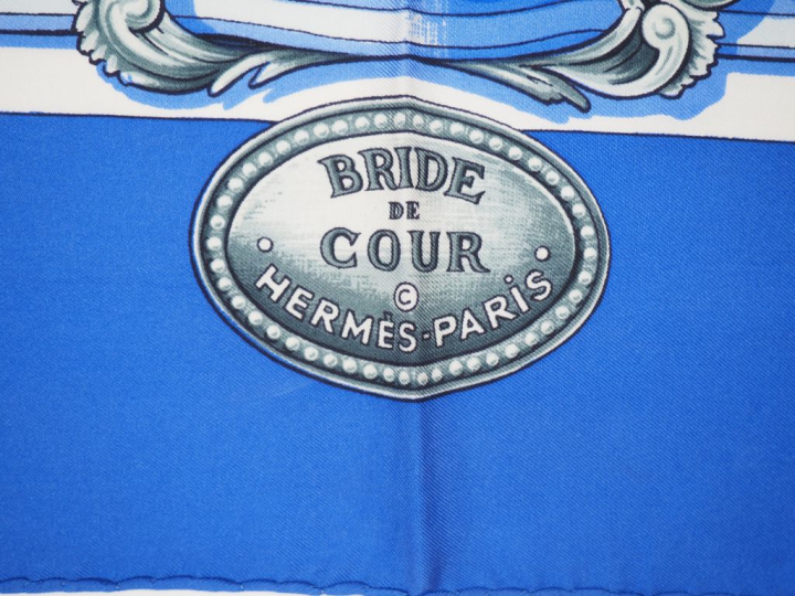 HERMES, Paris Carré de soie, modèle "Bride de cour". Design par F. de 