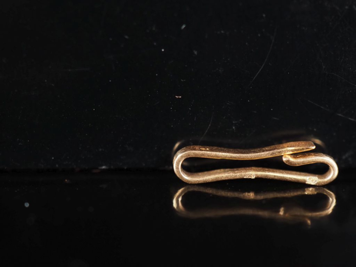 Elément de giletière en or jaune 750. Poids. 0,54 g