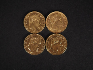 Vente aux enchères Quatre pièces de 20 Francs or, 1865-BB, 1866-BB, 1867-A et 1869-A. FRA