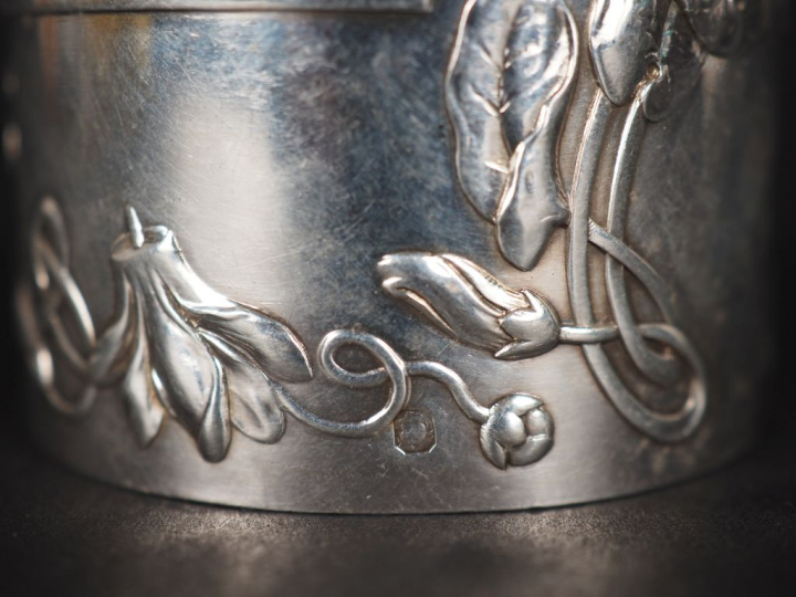 Rond de serviette de style Art Nouveau en argent 925, poinçon Minerve,