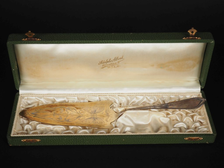 Pelle à tarte en argent et argent doré 800 de style Art Nouveau, à déc